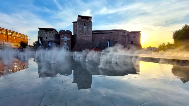 Castel Sismondo con fumo