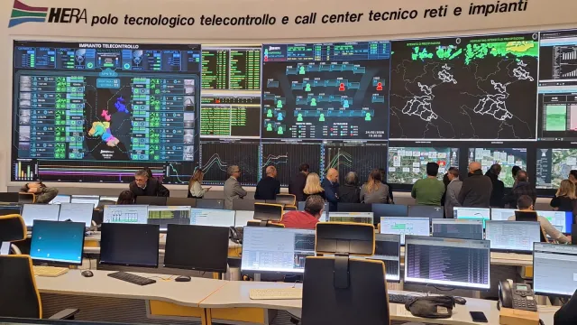 Gestione idrica e sicurezza del territorio: la terza commissione in visita al Polo di Telecontrollo del Gruppo Hera a Forlì