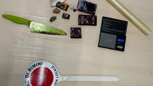 Sequestro droga 22 apr 2026