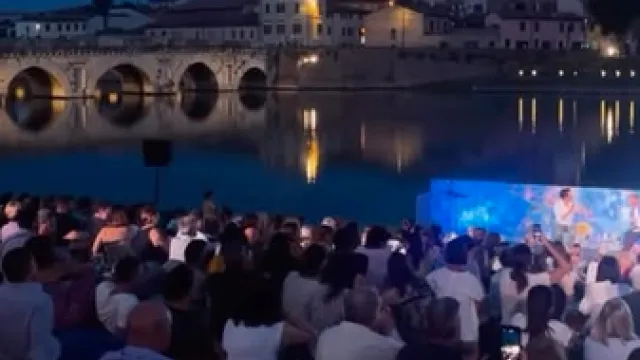biglietti agli amici 