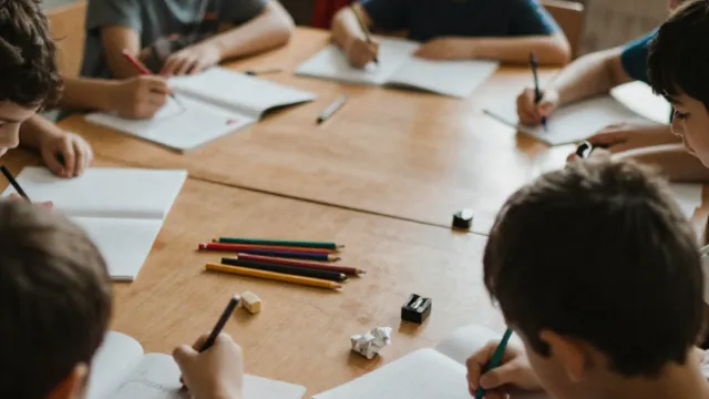 laboratorio scolastico bambini