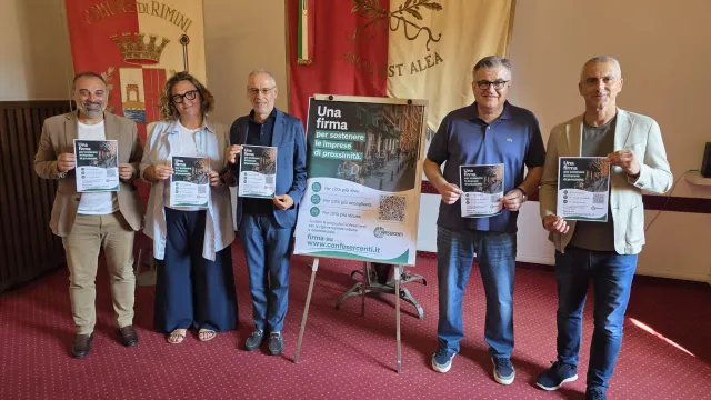 Firma proposta di legge di iniziativa popolare di Confesercenti