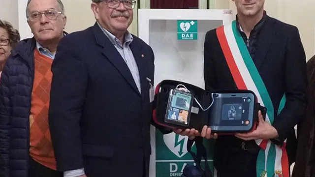 defibrillatore_teatro_galli_thumb.jpg