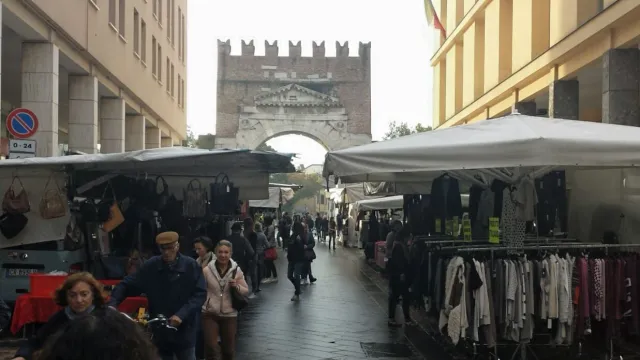 mercato_4.jpg