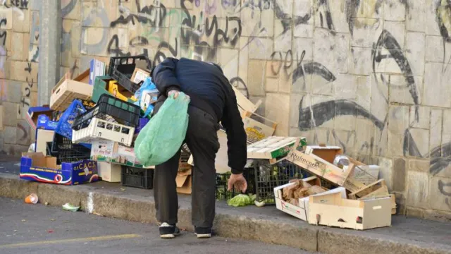 poverta_lmf20131111mer08_fotogramma-kyce-835x437ilsole24ore-web.jpg