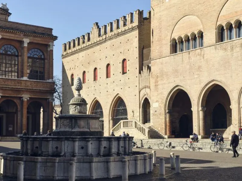 palazzi arengo e podesta teatro galli fontana