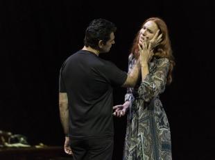 Lidia Fridman e Antonio Corianò nelle prove dell'Aroldo in scena al Teatro Galli di Rimini