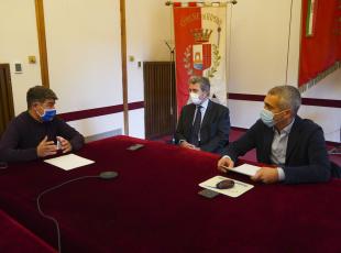 Il sindaco Jamil Sadegholvaad e l’Ass.re allo Sport Moreno Maresi incontrano Sergio Franco, il nuovo capo Delegazione FIGC per la Provincia di Rimini