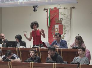 Progetto Giusti - incontro con gli studenti nella sala del Consiglio comunale 