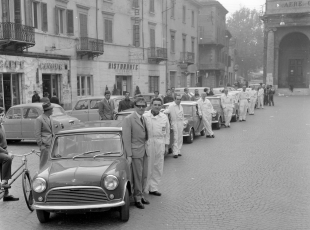 foto storica di piazza cavour
