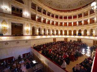 Teatro Galli La Cenerentola di Rossini nell’inedita produzione dell’Orchestra Senzaspine