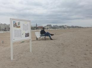 mostra sulla spiaggia