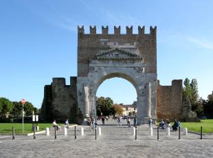 Arco d'Augusto