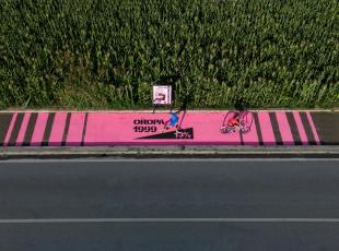 colorazione pista ciclabile via Montescudo
