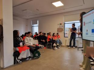 hackathon con i giovani di 4 scuole superiori 