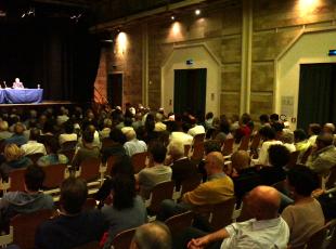 festival_del_mondo_antico_2016_a_-_inaugurazione_con_la_lectio_magistralis_di_canfora_2.jpg
