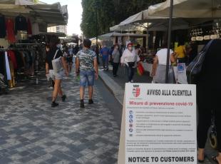 mercato4.jpg