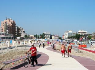nuovo_accesso_al_mare_ausa_01.jpg