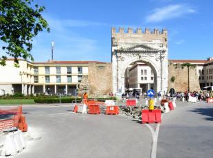 rotatoria_arco_04.jpg