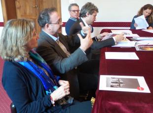 scavi_archeologici_teatro_galli_conf_stampa_1.jpg
