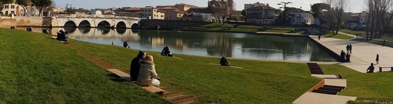 piazza-sull-acqua.jpg
